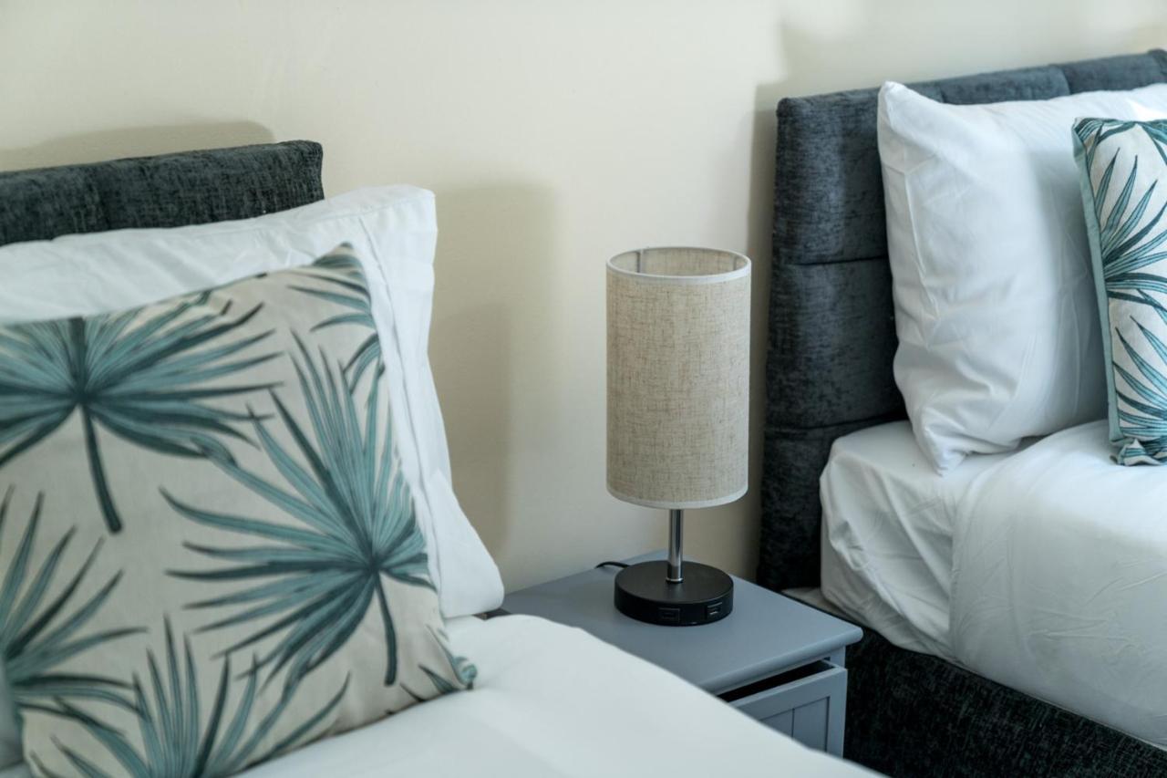 Redhill Surrey 2 Bedroom Pet Friendly Apartment By Sublime Stays Exteriér fotografie