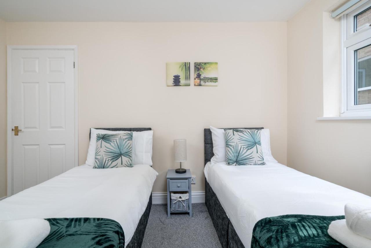 Redhill Surrey 2 Bedroom Pet Friendly Apartment By Sublime Stays Exteriér fotografie